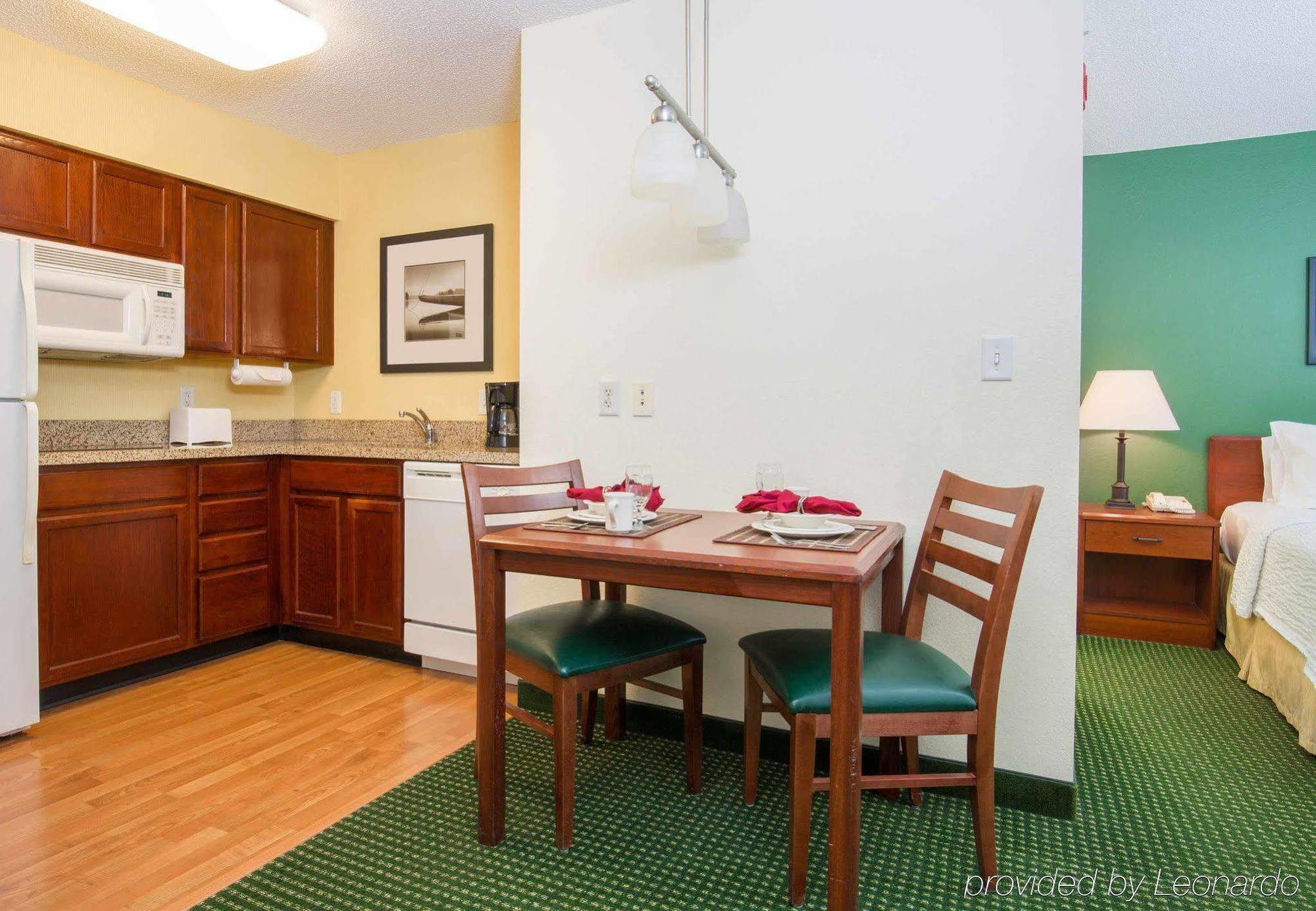 Residence Inn Houston North Екстериор снимка