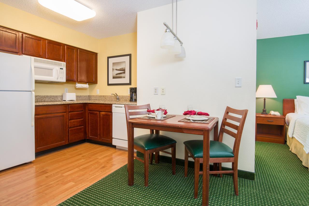 Residence Inn Houston North Екстериор снимка