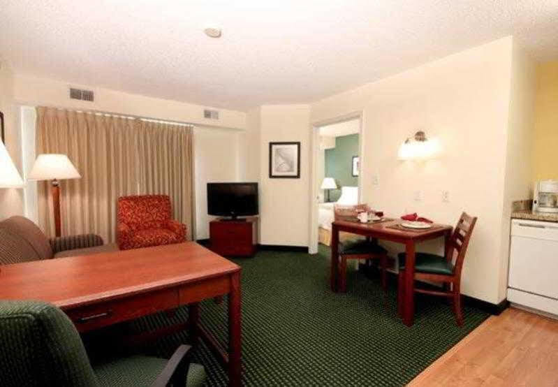 Residence Inn Houston North Екстериор снимка
